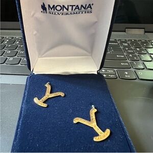 Montana Silversmiths YELLOWSTONE BRAND Gold Initial Earrings